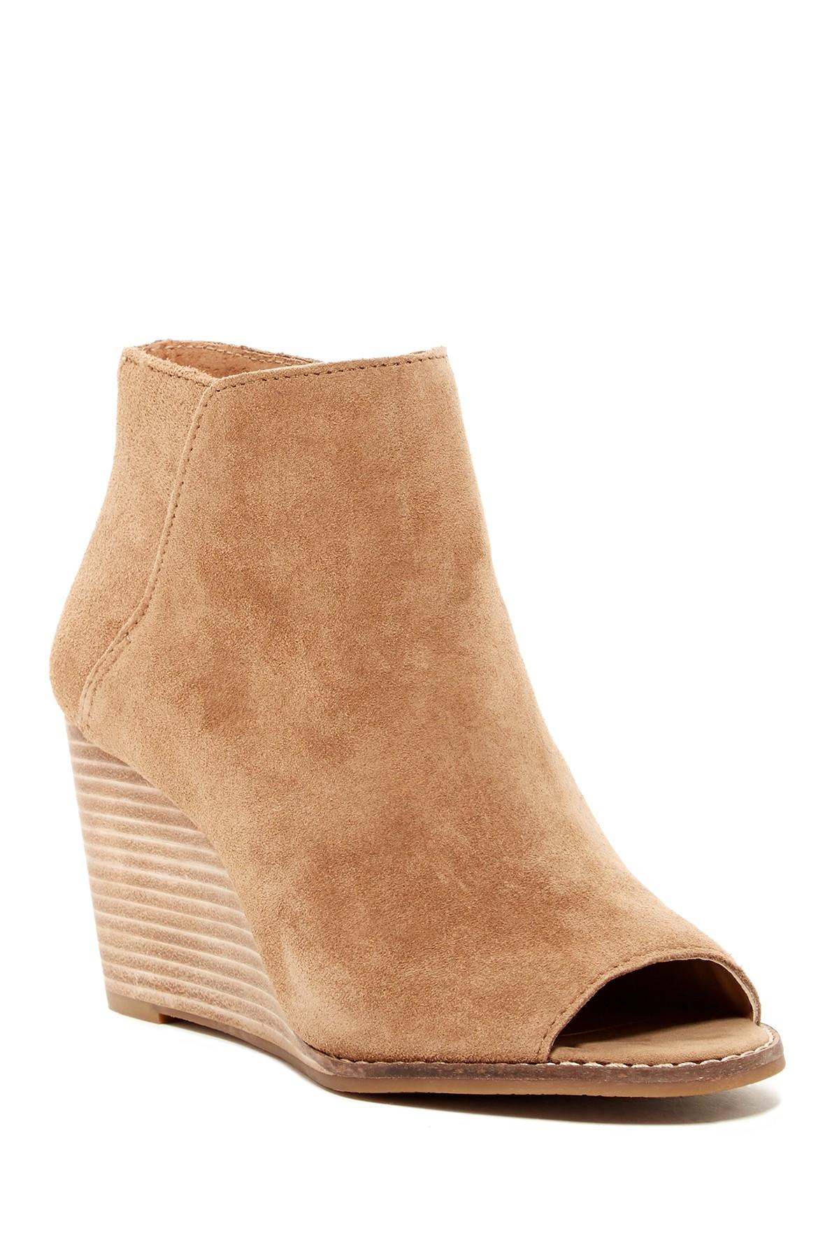 lucky brand yesterr wedge bootie